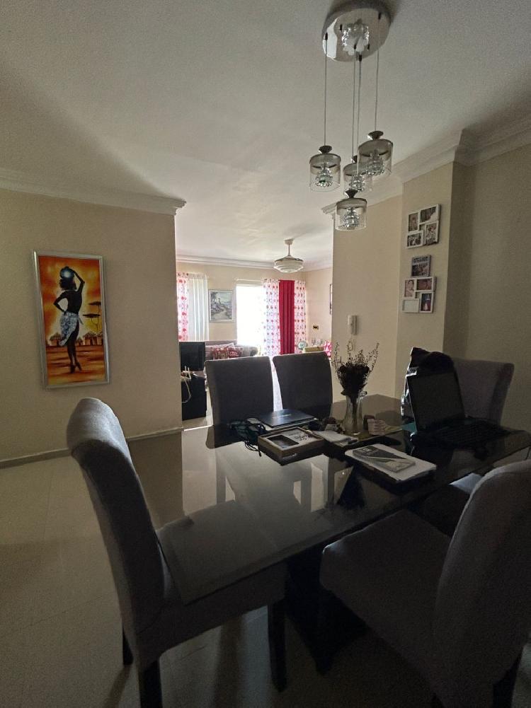 Venta de Apartamento en Evaristo Morales 