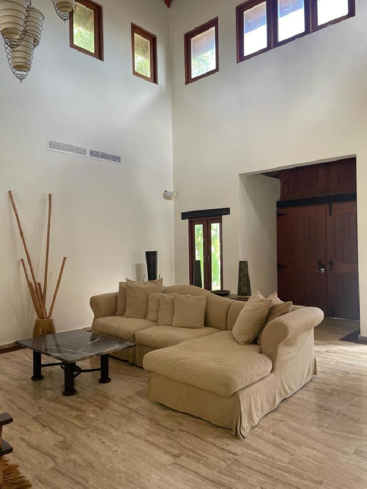  Venta Impresionante Villa en Juan Dolio casa de playa