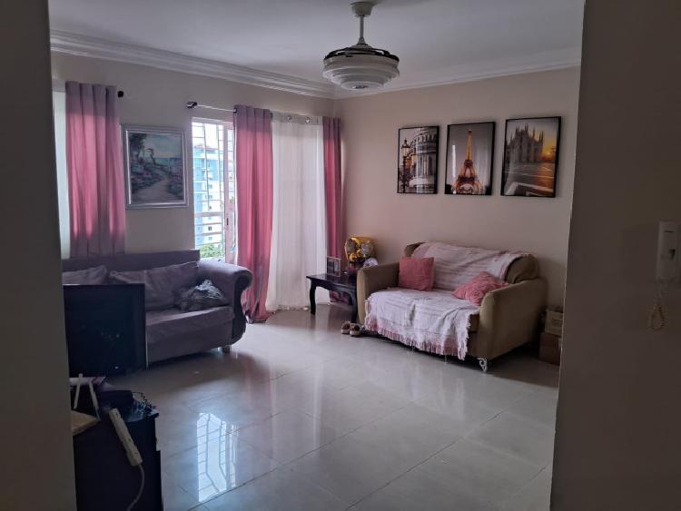 Venta de Apartamento en Evaristo Morales 
