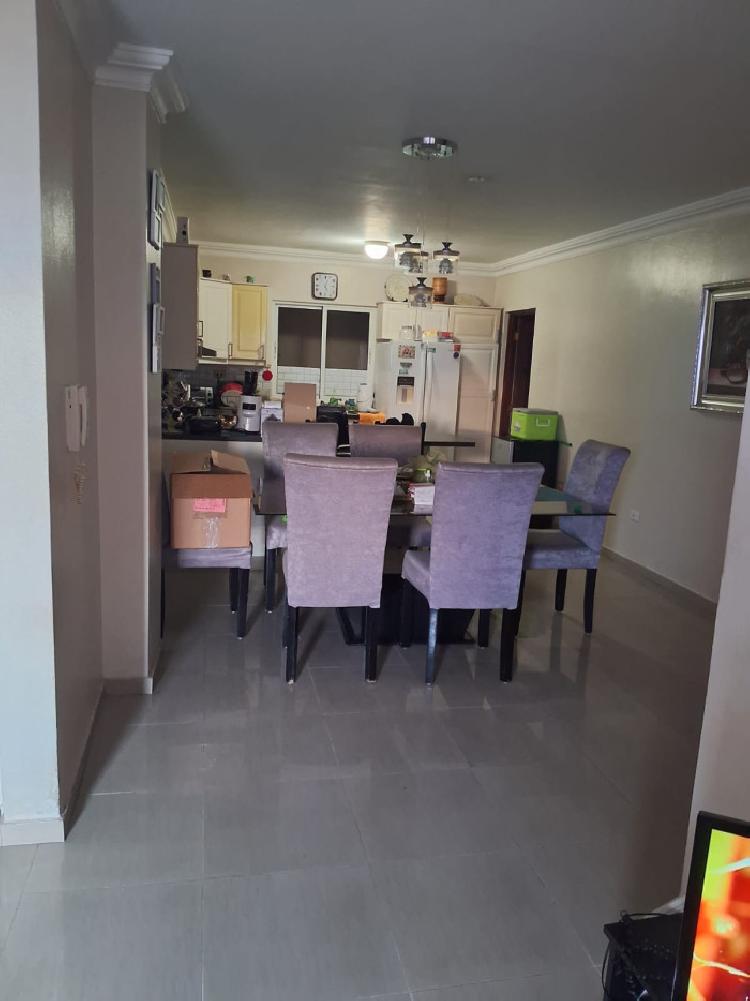Venta de Apartamento en Evaristo Morales 
