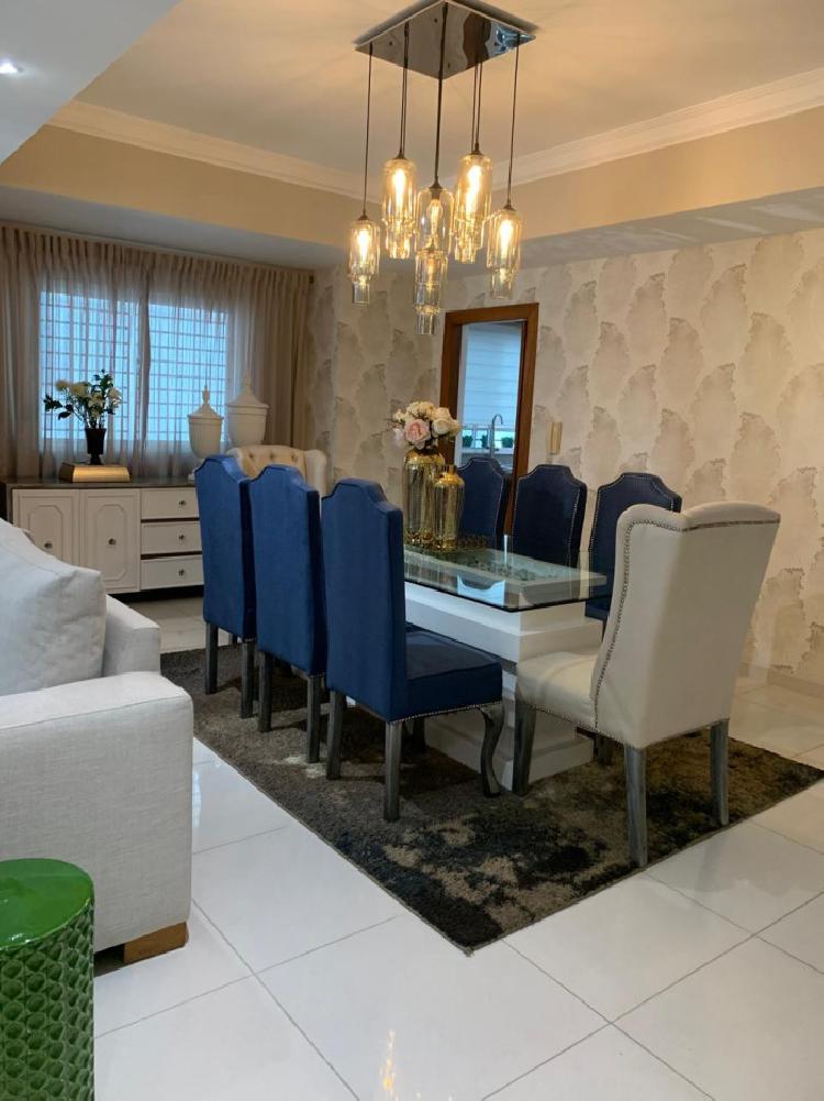  Apartamento Amueblado en Alquiler en Evaristo Morales